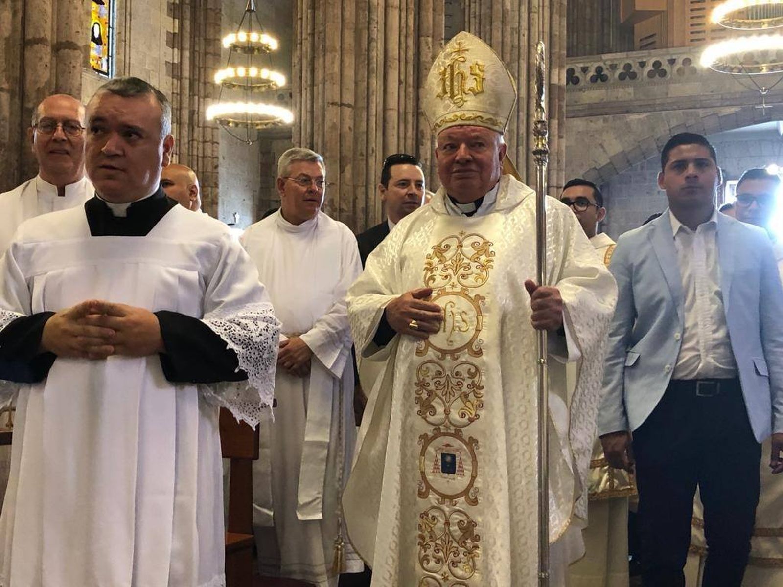 Piden volver a investigar si mensaje del Cardenal Sandoval Íñiguez influyó en las Elecciones 2024 en México.