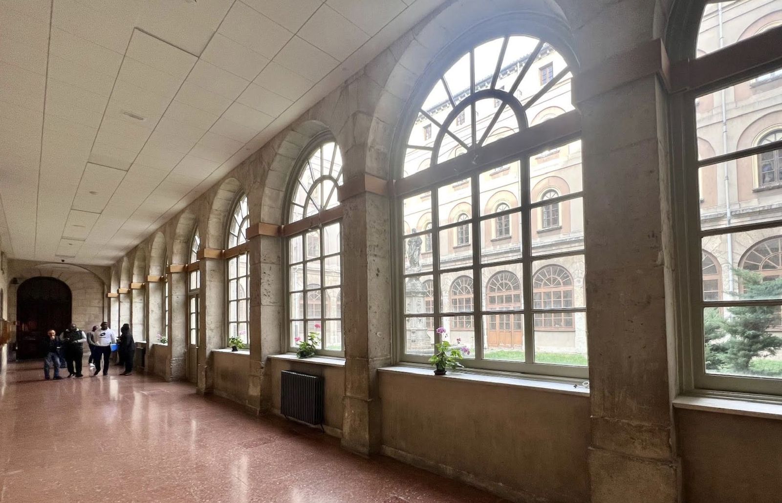 Claustro de la Facultad de Teología de Burgos