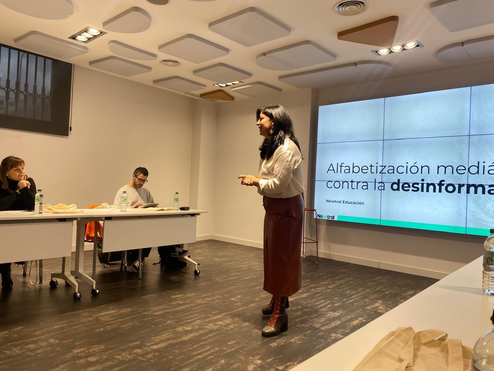 María Ángeles López, durante el taller