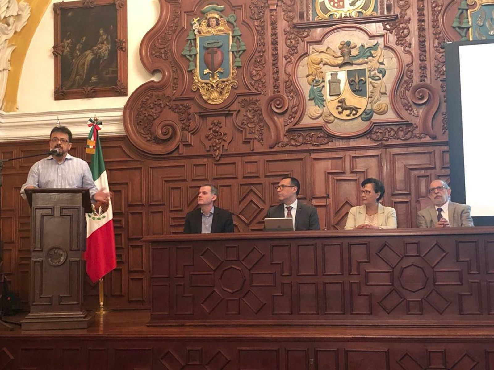 Conferencia final en Puebla