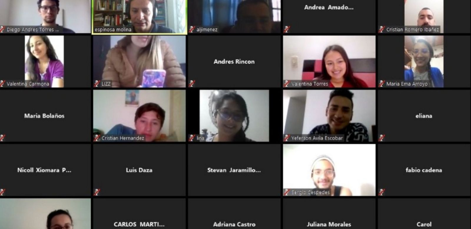 Clase virtual. Alumnos de la Universidad de Colombia