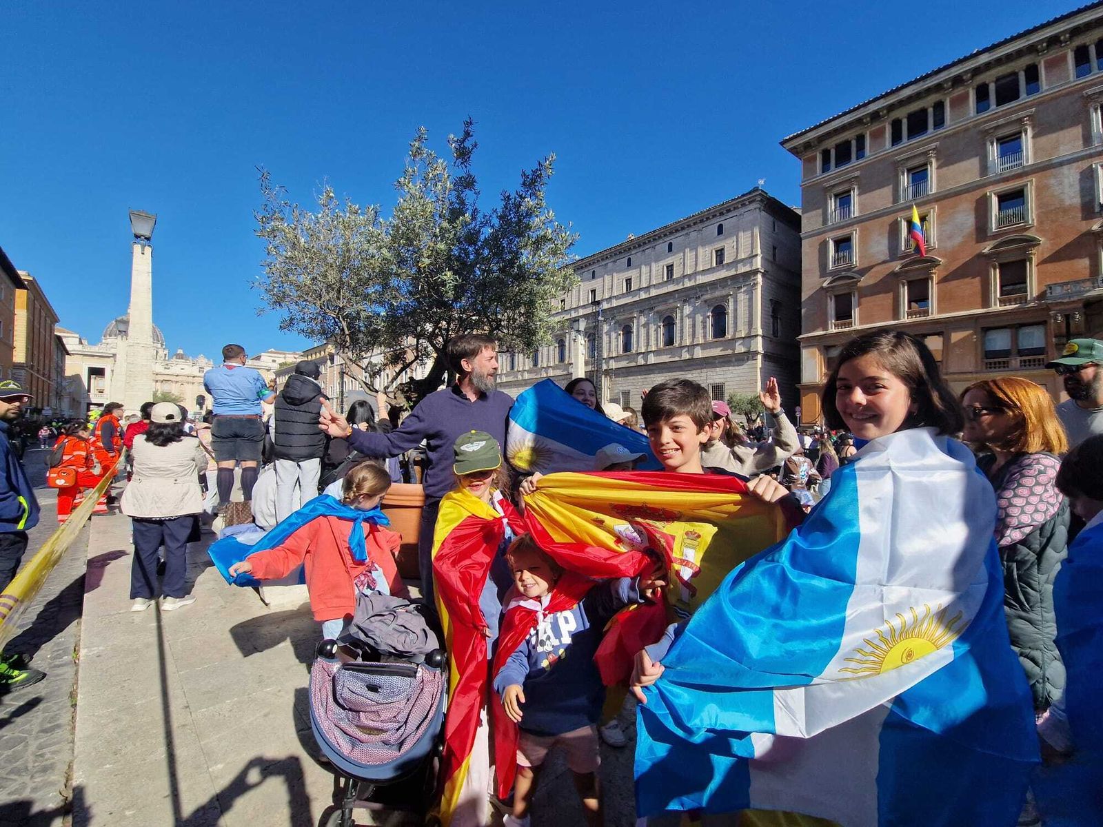 Españoles y argentinos, unidos en la Vía della Conziliacione