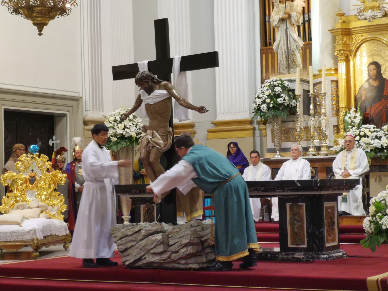 El “Desenclavament de Jesús” cierra el 44 Encuentro Diocesano de Hermandades de Semana Santa
