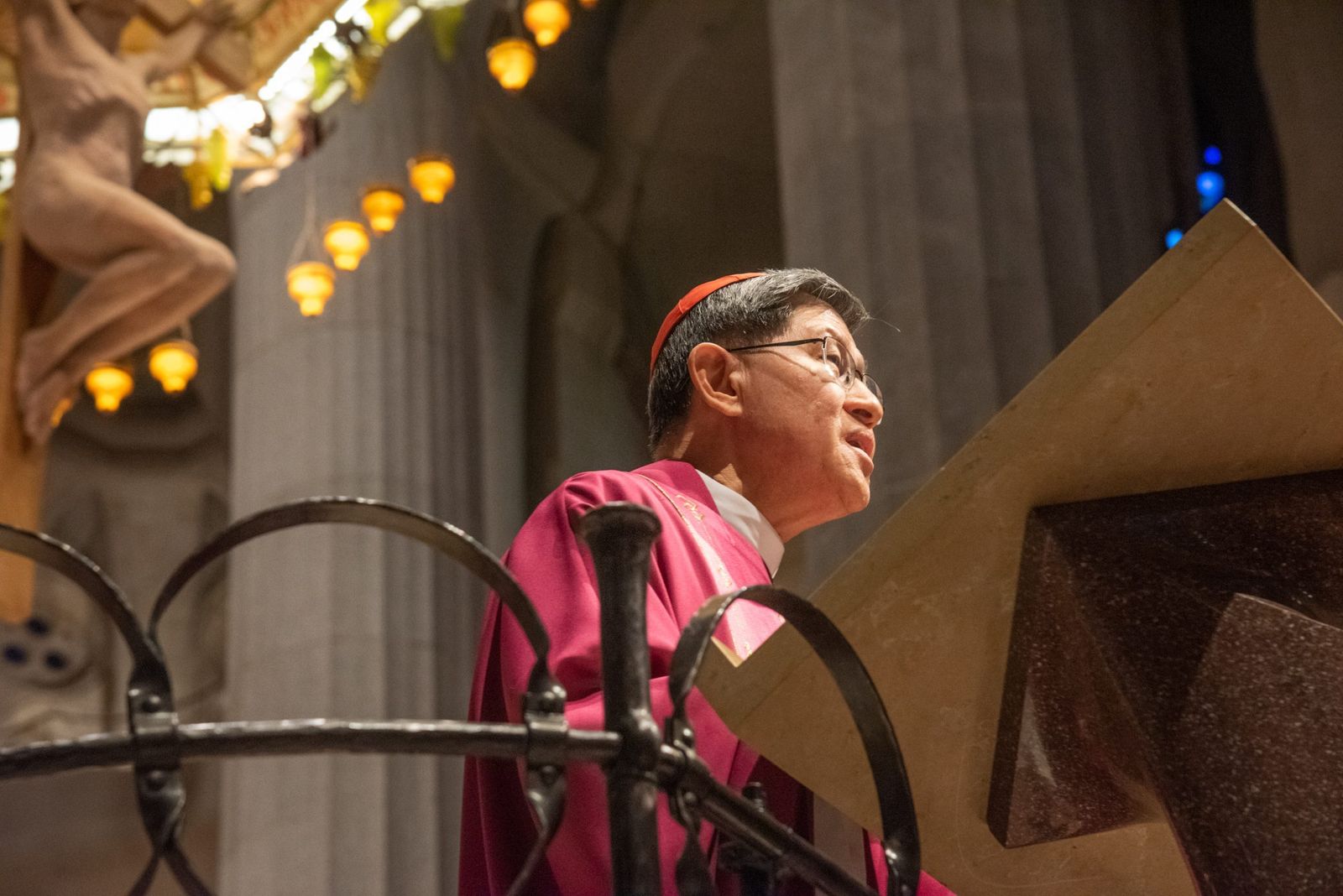 Tagle durante la celebración de "Sent la Creu".