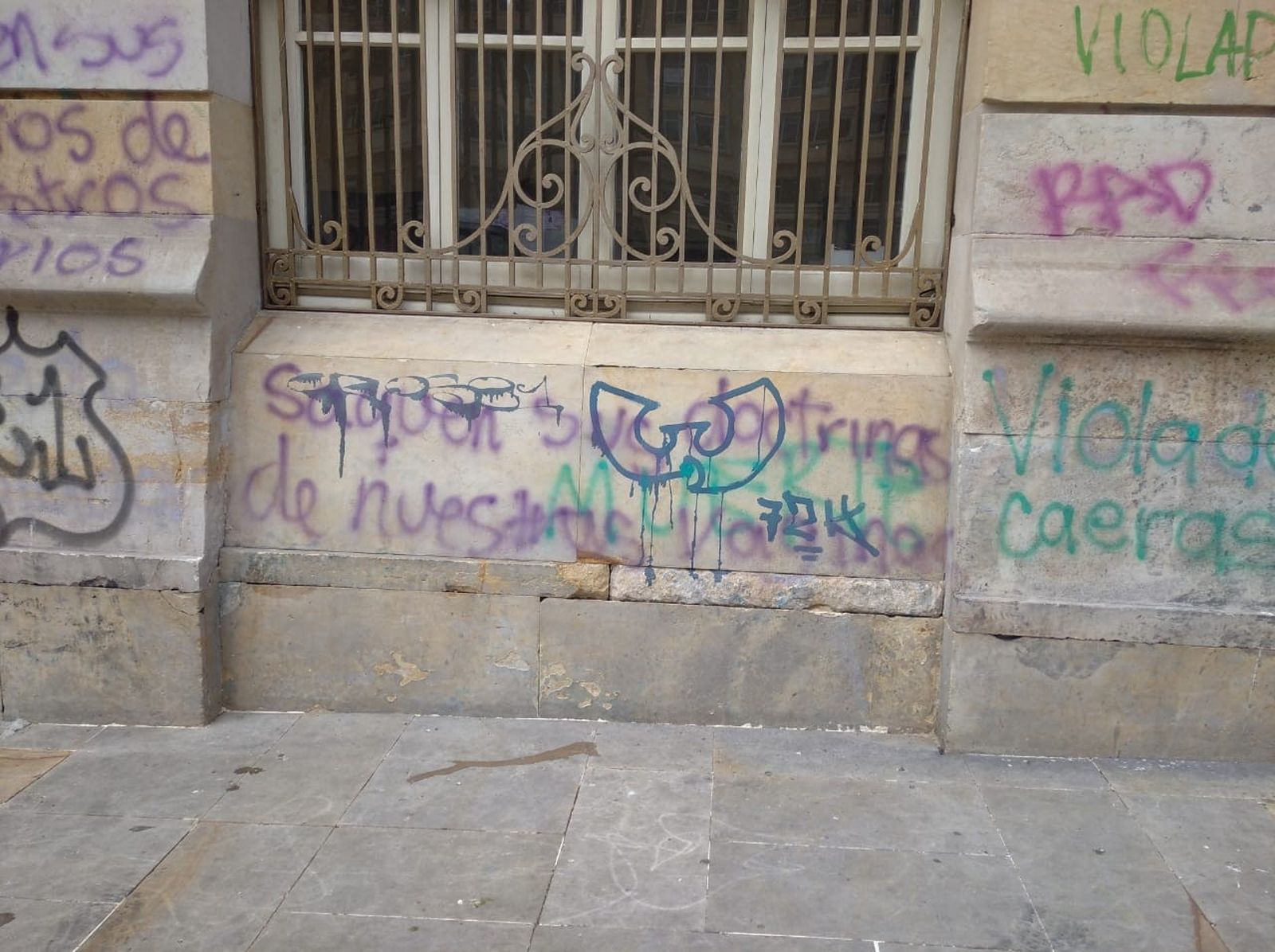 GRAFITTIS 3 DEL 8M 2021