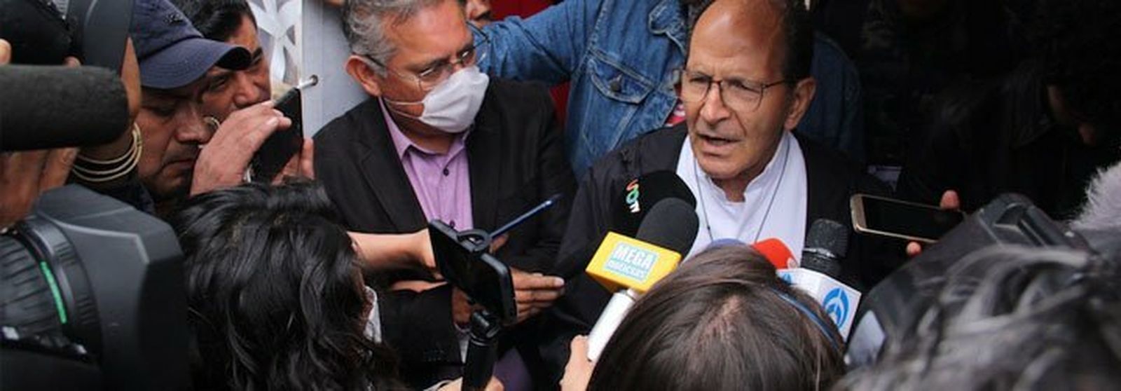 Alejandro Solalinde habla a los medios de comunicación