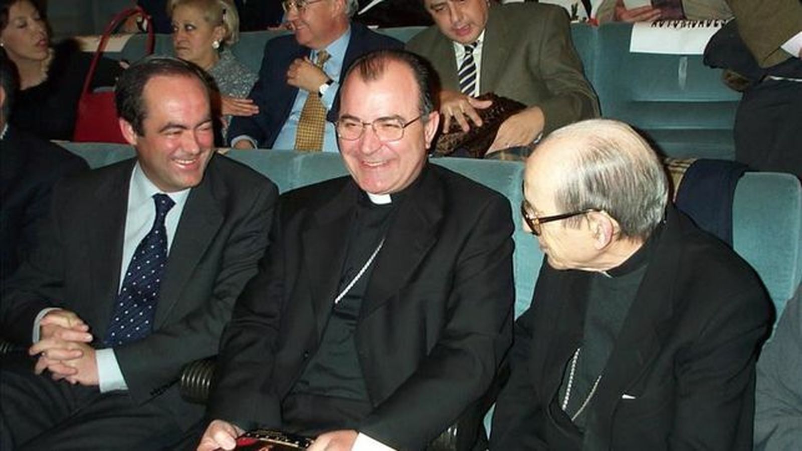 Alberto Iniesta, junto a Bono