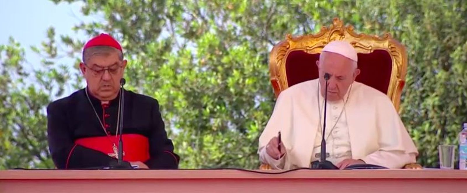 Francisco, con el cardenal Sepe