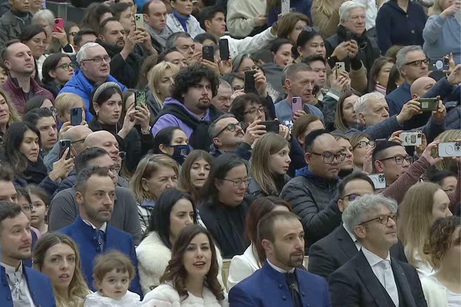 Asistentes a la audiencia papal del miércoles